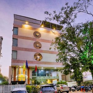 Hotel Amrit Residency